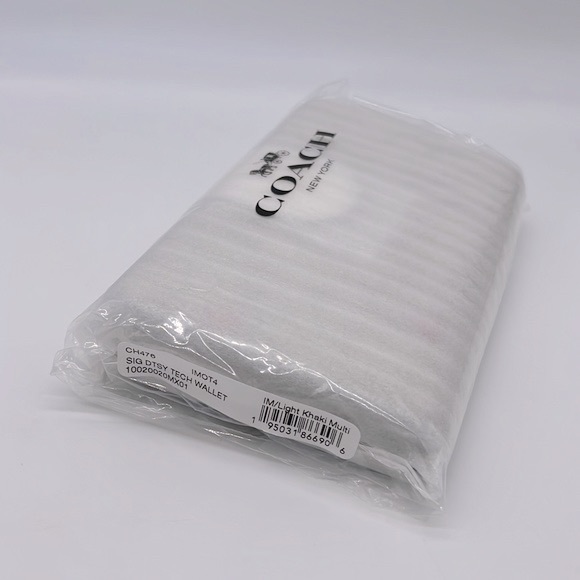 Coach Tech Wallet In Signature Canvas With Nostalgic Ditsy Print - Picture 12 of 15